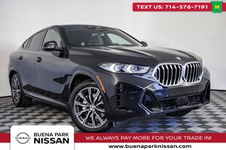 Used 2025 BMW X6 xDrive40i w/ Climate Comfort Package image 1