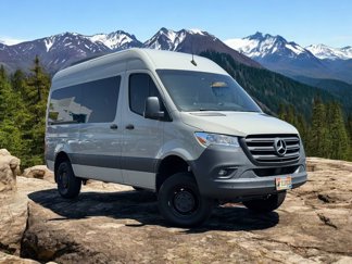 Used 2023 Mercedes-Benz Sprinter 2500 image 1