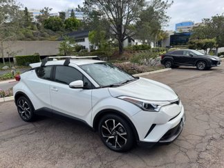 Used 2018 Toyota C-HR XLE image 1