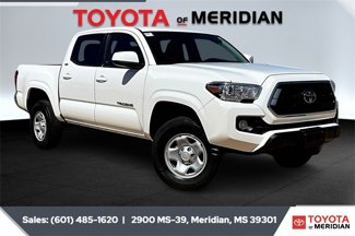 Used 2023 Toyota Tacoma SR image 1