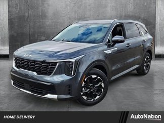 Used 2024 Kia Sorento S image 1