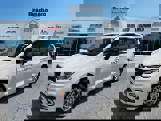 New 2025 Chrysler Pacifica Select image 1