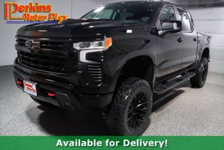 Used 2024 Chevrolet Silverado 1500 LT Trail Boss image 1