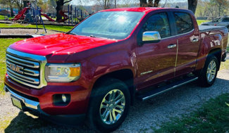Used 2015 GMC Canyon SLT image 1