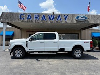 New 2025 Ford F350 Lariat image 1