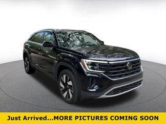 Used 2024 Volkswagen Atlas Cross Sport SE image 1