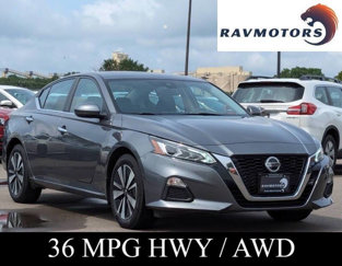 Used 2021 Nissan Altima 2.5 SV image 1