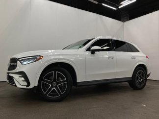 Used 2024 Mercedes-Benz GLC 300 4MATIC image 1
