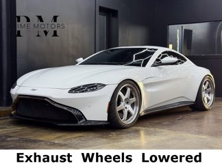 Used 2019 Aston Martin V8 Vantage Coupe image 1