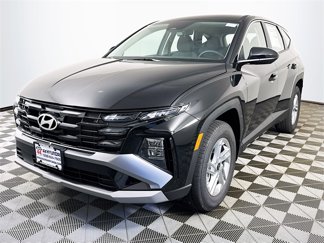 New 2026 Hyundai Tucson SE image 1