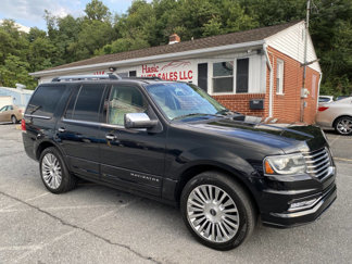 Used 2015 Lincoln Navigator 4WD image 1