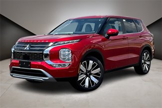 New 2025 Mitsubishi Outlander SE image 1