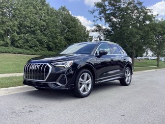 Used 2019 Audi Q3 2.0T Prestige w/ Prestige Package image 1