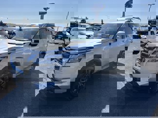 Used 2022 Nissan Pathfinder SV image 1