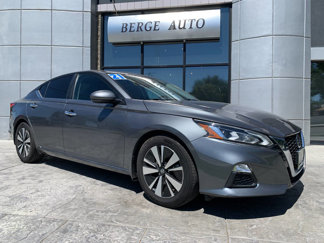 Used 2021 Nissan Altima 2.5 SV image 1