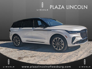 New 2025 Lincoln Nautilus Reserve image 1