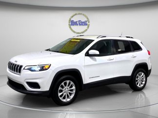 Used 2020 Jeep Cherokee Latitude w/ Cold Weather Group image 1