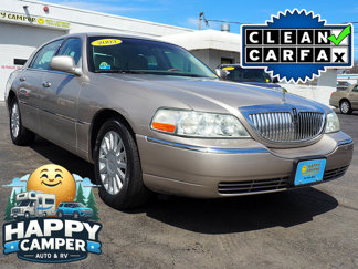 Used 2003 Lincoln Town Car Signature image 1