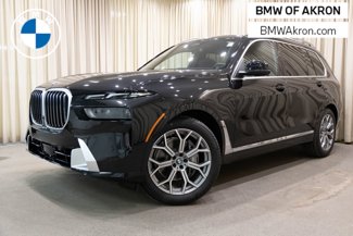 New 2025 BMW X7 xDrive40i w/ Premium Package image 1