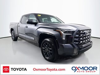 Used 2025 Toyota Tundra Platinum image 1