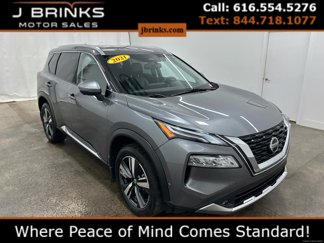 Used 2021 Nissan Rogue Platinum image 1