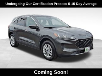 Used 2020 Ford Escape SE image 1