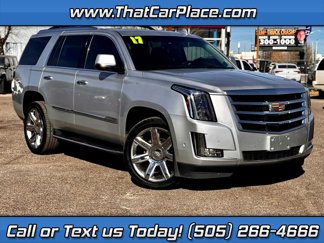 Used 2017 Cadillac Escalade Luxury image 1