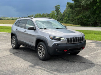Used 2020 Jeep Cherokee Trailhawk image 1