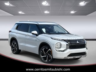 New 2025 Mitsubishi Outlander SEL image 1
