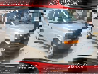 Used 2019 Chevrolet Express 3500 LS image 1