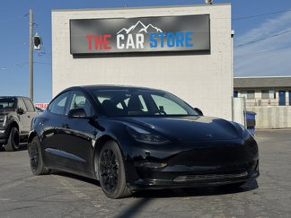 Used 2022 Tesla Model 3 Standard Range image 1