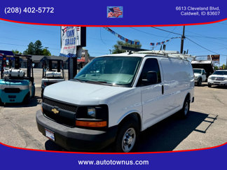 Used 2017 Chevrolet Express 2500 image 1