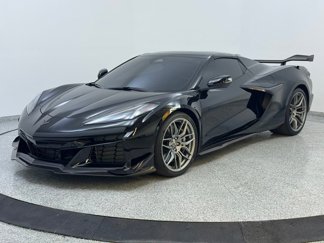 Used 2025 Chevrolet Corvette Z06 w/ Z07 Performance Package image 1