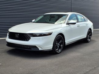 Used 2023 Honda Accord EX image 1