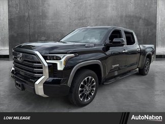 Used 2025 Toyota Tundra Limited image 1