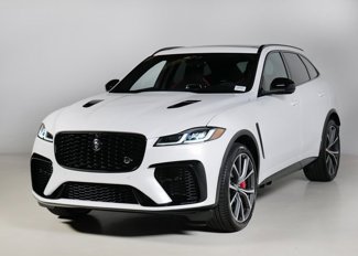 New 2026 Jaguar F-PACE SVR image 1
