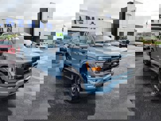 Certified 2023 Ford F150 Lariat image 1