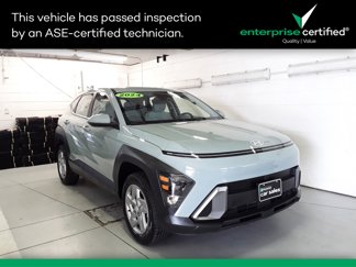 Used 2024 Hyundai Kona SE image 1