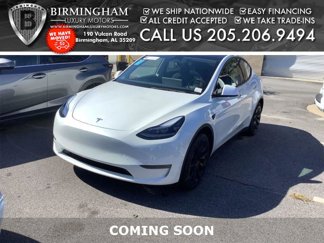 Used 2023 Tesla Model Y Long Range image 1