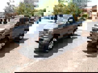 Used 2022 Nissan Frontier SV image 1