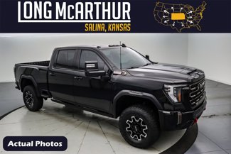 Used 2024 GMC Sierra 2500 AT4X image 1