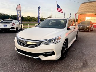 Used 2017 Honda Accord Sport image 1