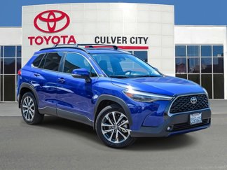Used 2024 Toyota Corolla Cross XLE image 1