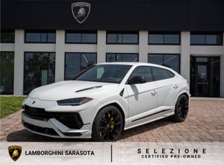 Used 2024 Lamborghini Urus S image 1