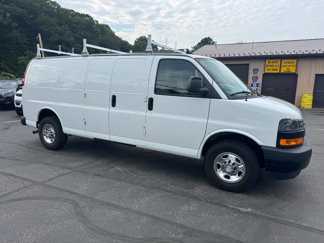Used 2020 Chevrolet Express 2500 Extended image 1