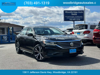 Used 2021 Volkswagen Passat 2.0T SE image 1