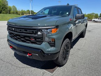 New 2025 Chevrolet Silverado 1500 Custom Trail Boss w/ LPO, Dark Essentials Package image 1