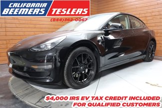Used 2023 Tesla Model 3 Standard Range image 1