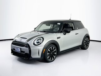 Used 2023 MINI Cooper S image 1