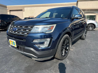 Used 2017 Ford Explorer Limited image 1